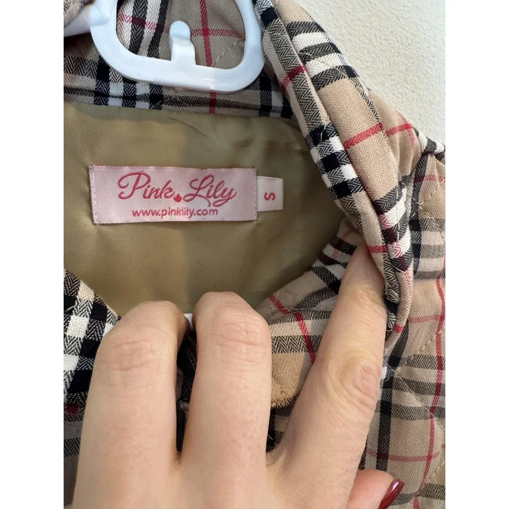 Pink Lily Vest Womens Small Beige Plaid Quilted Full Zip Collared Lined‎ Twill